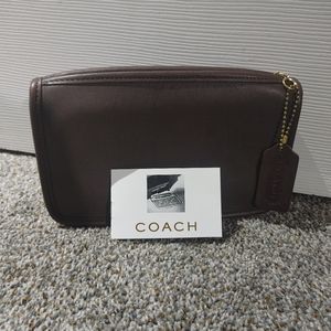 COACH vintage leather makeup bag